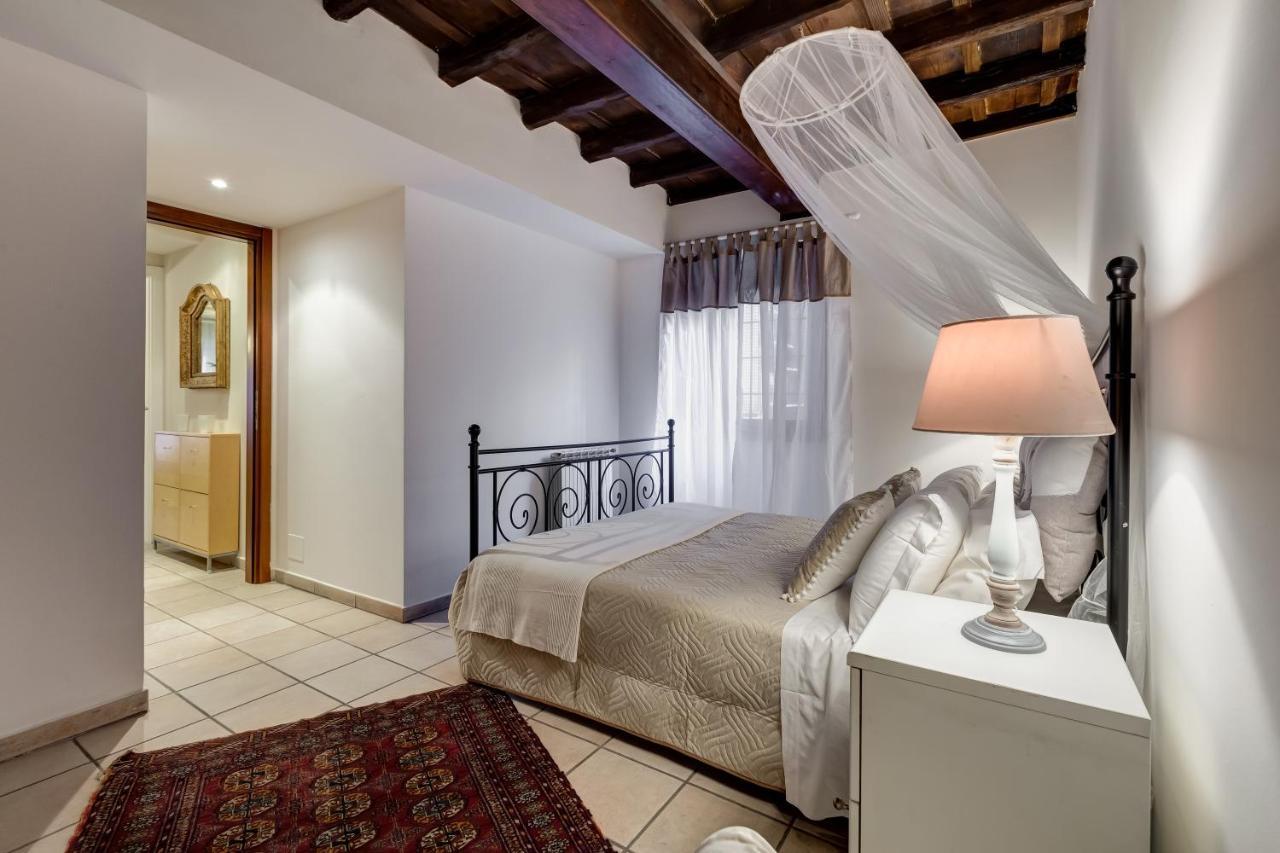 Trevi Fountain Apartment โรม ภายนอก รูปภาพ